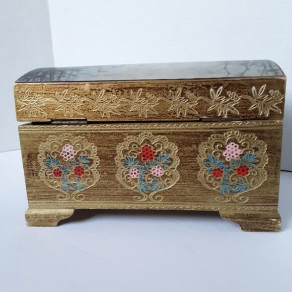 Vintage Florentine Style Musical Jewelry Chest/Box - Picture 4 of 10